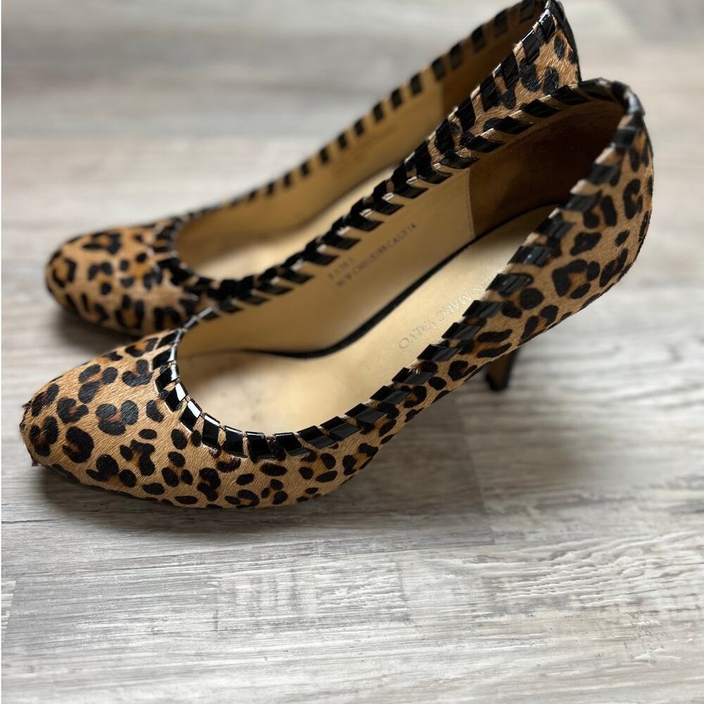 Anne Klein New York Leopard Print Pumps Whipstitch Heels Size 8.5